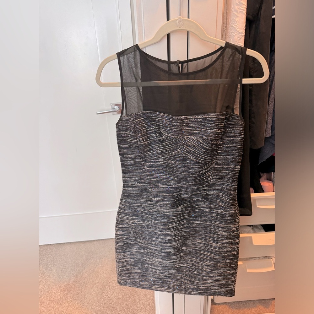 Laundry dress size 2